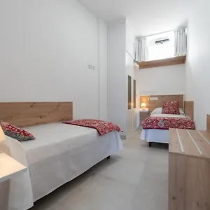 apartamentos-turisticos-de-la-abuela-carmen.es-andalucia.com/